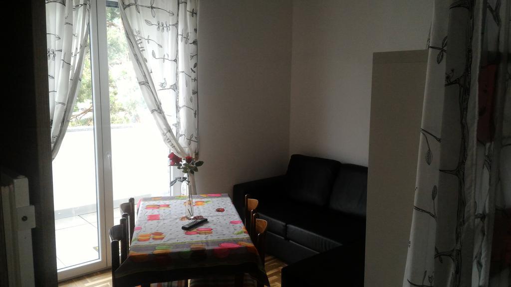 Affittacamere Valchiavenna - Foresteria Lombarda Con Parcheggio Privato Sul Posto! Apprezzata Gestione Familiare Dal 2012, Qualita-Prezzo Top! "Guest-House With Private Parking On Site! Appreciated Family Management Since 2012, Quality-Price Top!" Eksteriør billede