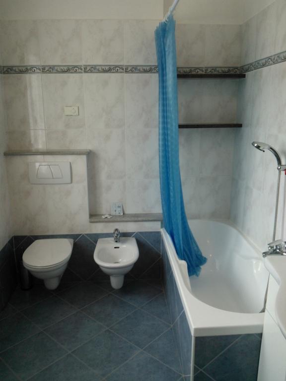 Affittacamere Valchiavenna - Foresteria Lombarda Con Parcheggio Privato Sul Posto! Apprezzata Gestione Familiare Dal 2012, Qualita-Prezzo Top! "Guest-House With Private Parking On Site! Appreciated Family Management Since 2012, Quality-Price Top!" Eksteriør billede
