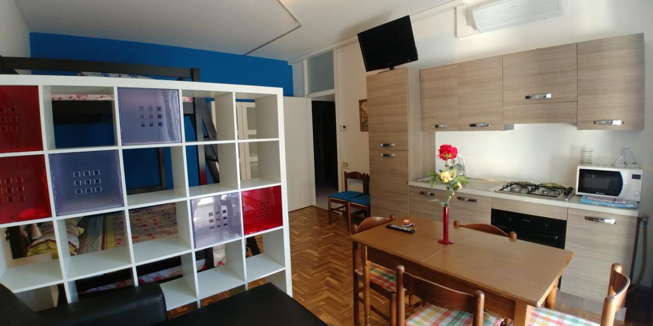 Affittacamere Valchiavenna - Foresteria Lombarda Con Parcheggio Privato Sul Posto! Apprezzata Gestione Familiare Dal 2012, Qualita-Prezzo Top! "Guest-House With Private Parking On Site! Appreciated Family Management Since 2012, Quality-Price Top!" Eksteriør billede