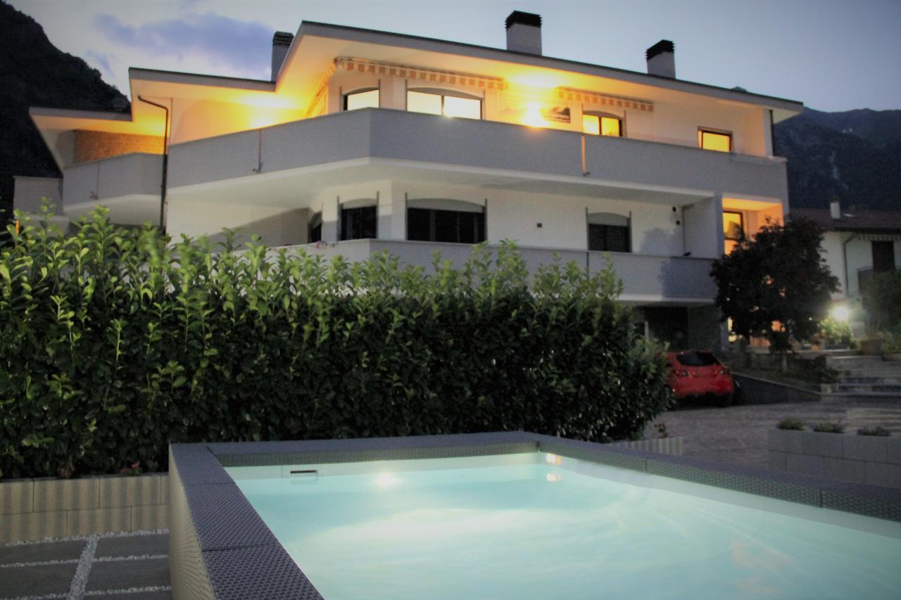 Affittacamere Valchiavenna - Foresteria Lombarda Con Parcheggio Privato Sul Posto! Apprezzata Gestione Familiare Dal 2012, Qualita-Prezzo Top! "Guest-House With Private Parking On Site! Appreciated Family Management Since 2012, Quality-Price Top!" Eksteriør billede