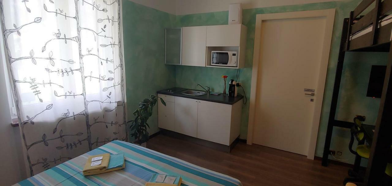 Affittacamere Valchiavenna - Foresteria Lombarda Con Parcheggio Privato Sul Posto! Apprezzata Gestione Familiare Dal 2012, Qualita-Prezzo Top! "Guest-House With Private Parking On Site! Appreciated Family Management Since 2012, Quality-Price Top!" Eksteriør billede
